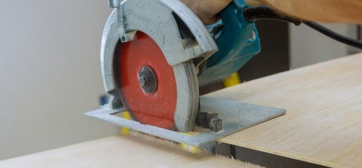Scie circulaire pour amateur : le guide d’achat